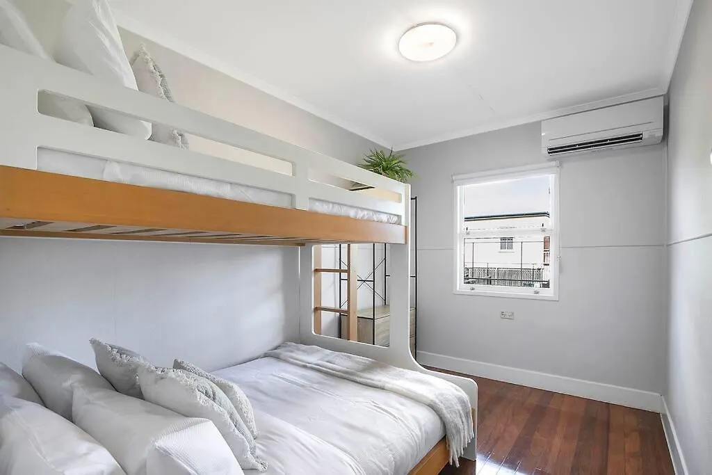 Brisbane Oasis+Spa Tennis Court Villa Holiday home
